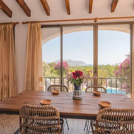 Casa La Plana * Orba
